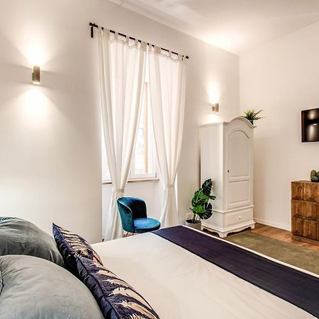 Monti Quiet And Spacious Apartment Roma Esterno foto
