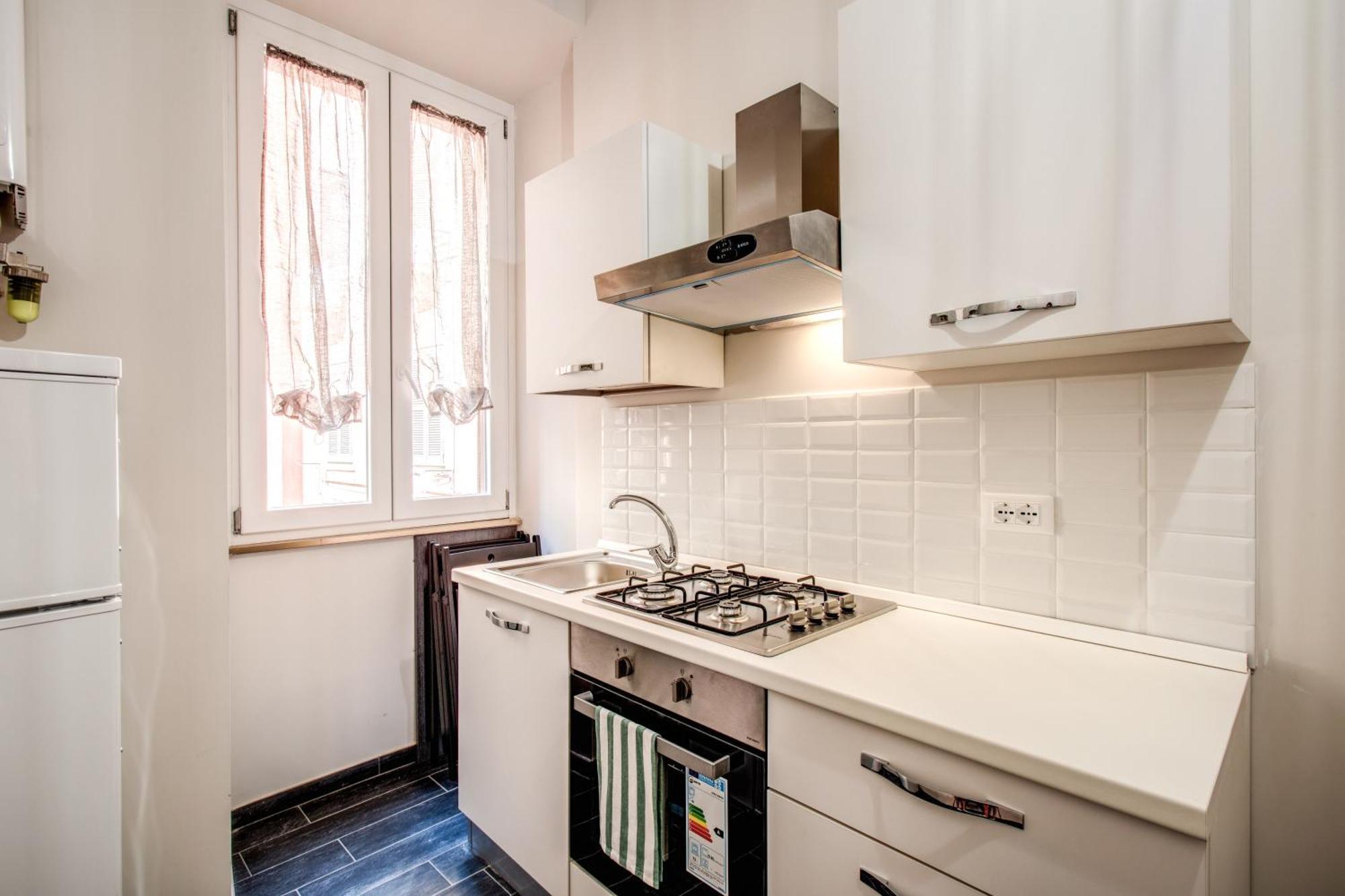 Monti Quiet And Spacious Apartment Roma Esterno foto